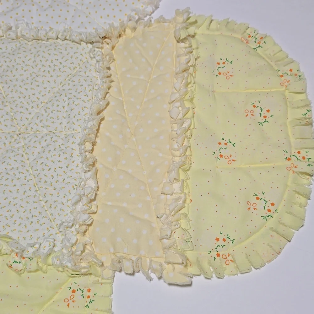 Patchwork Bear Quilt With Plush - Yellow and Cream - Picture 6 of 12